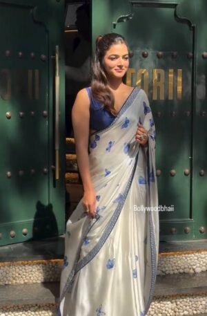 Women's Chic Snow White Georgette Saree with Vibrant Blue Butterfly Digital Print & Contrasting Border – Perfect for Casual Outings & Day Events